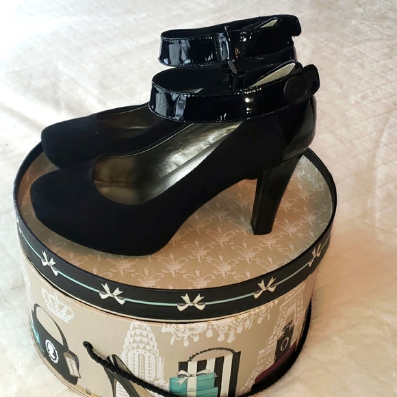 Platform MeToo heels - Picture 1 of 5
